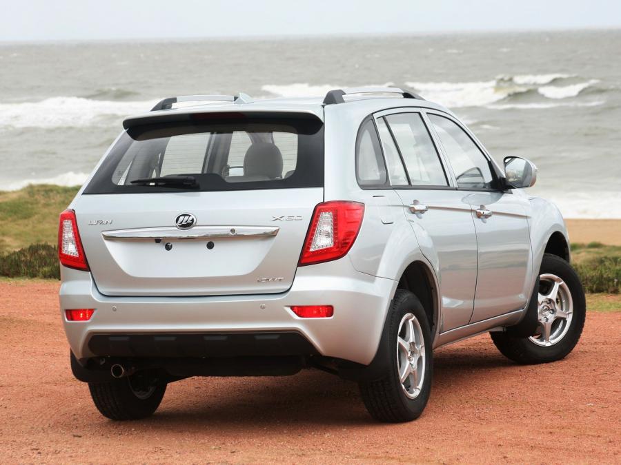  Lifan X60 2011 года  (фото 6 из 21)